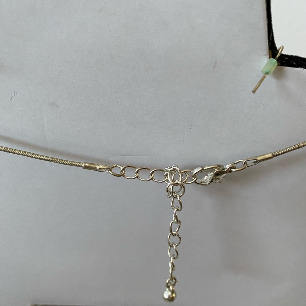 Silver-Turquoise Rhinestone Necklace Set - Picture 3 of 6